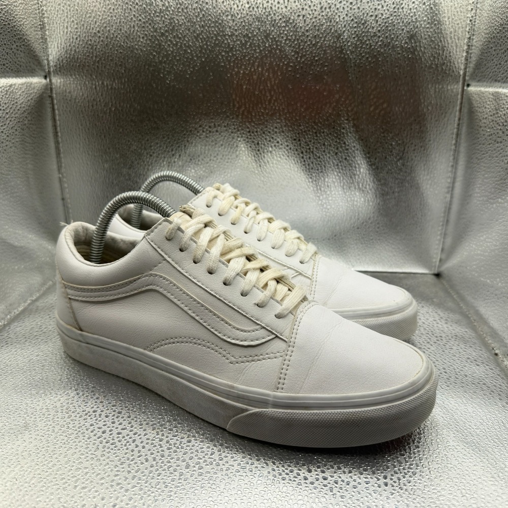 Size 7.5M/9W Vans Old Skool Leather Low-Top White Leather Unisex Sneakers 721356